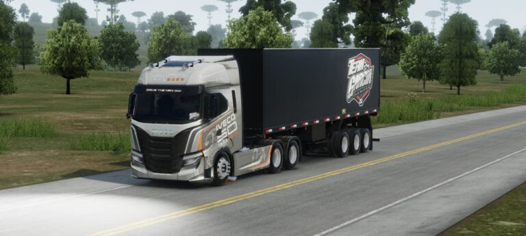 IVECO 50 ANOS + BAÚ TR.GARCIA  – GLOBAL TRUCK ONLINE