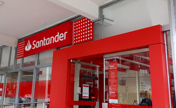 Santander é Confiável? Saiba se Abrir Conta Realmente Compensa
